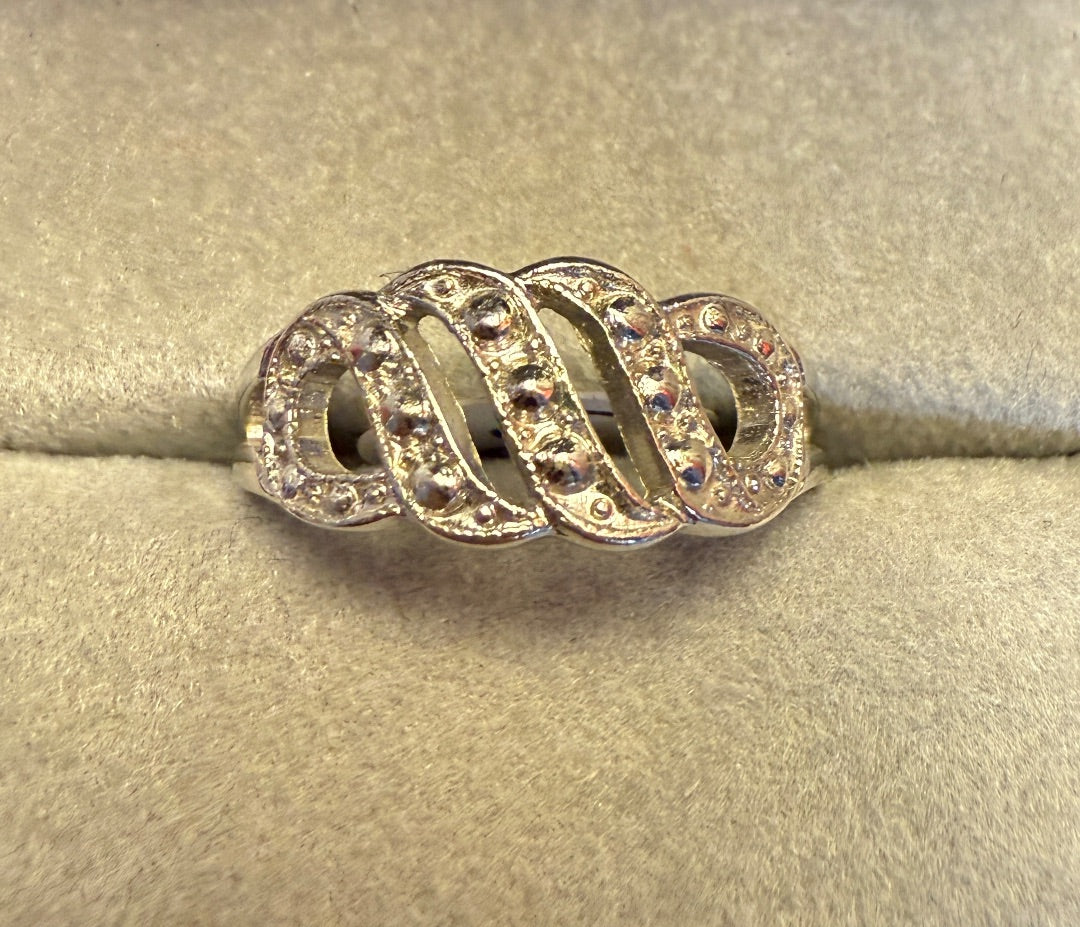 Silver AVON Ring, 6.75