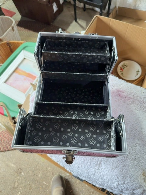 Makeup case