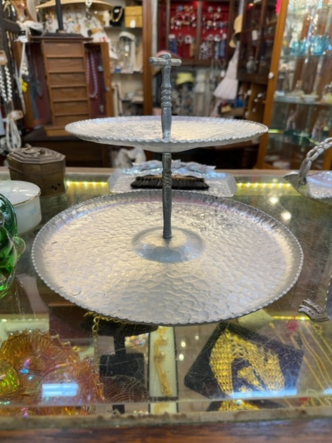 Hammered 2 tier