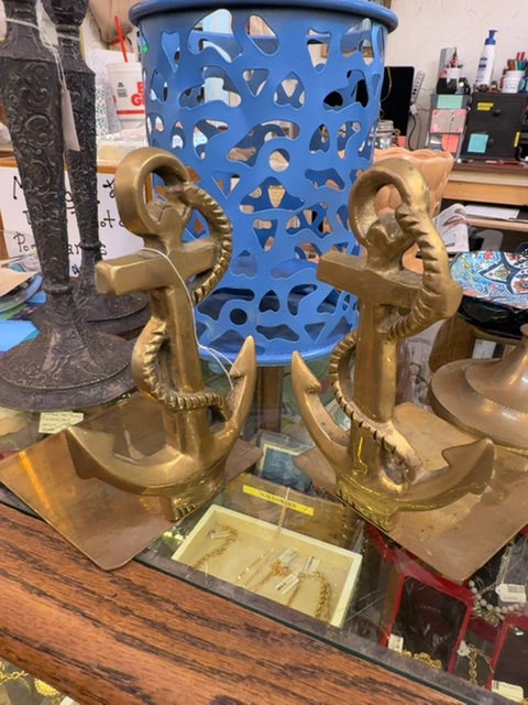 Anchor bookends