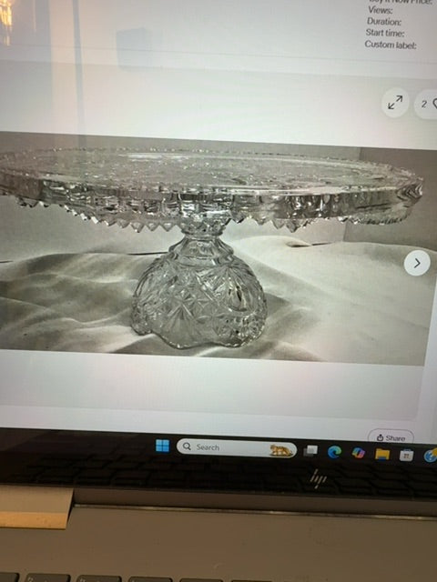 Crystal Cake Pedesta