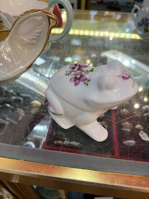 Trinket box