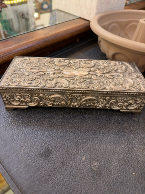 Jewelry box.