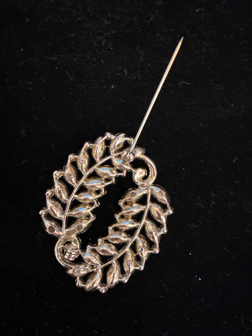 Brooch Blue White Leaves