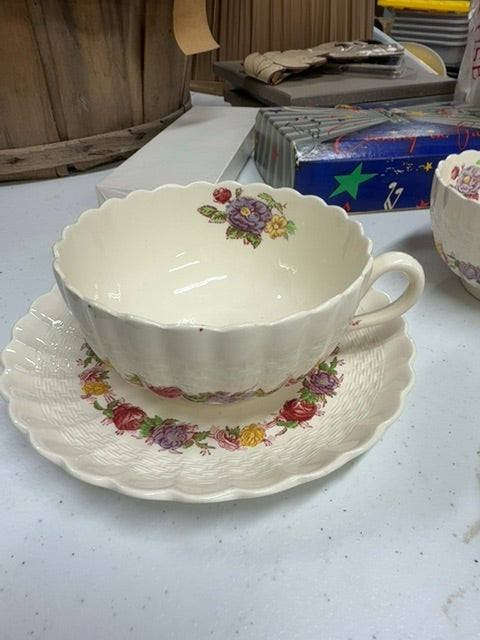 Cup & saucer