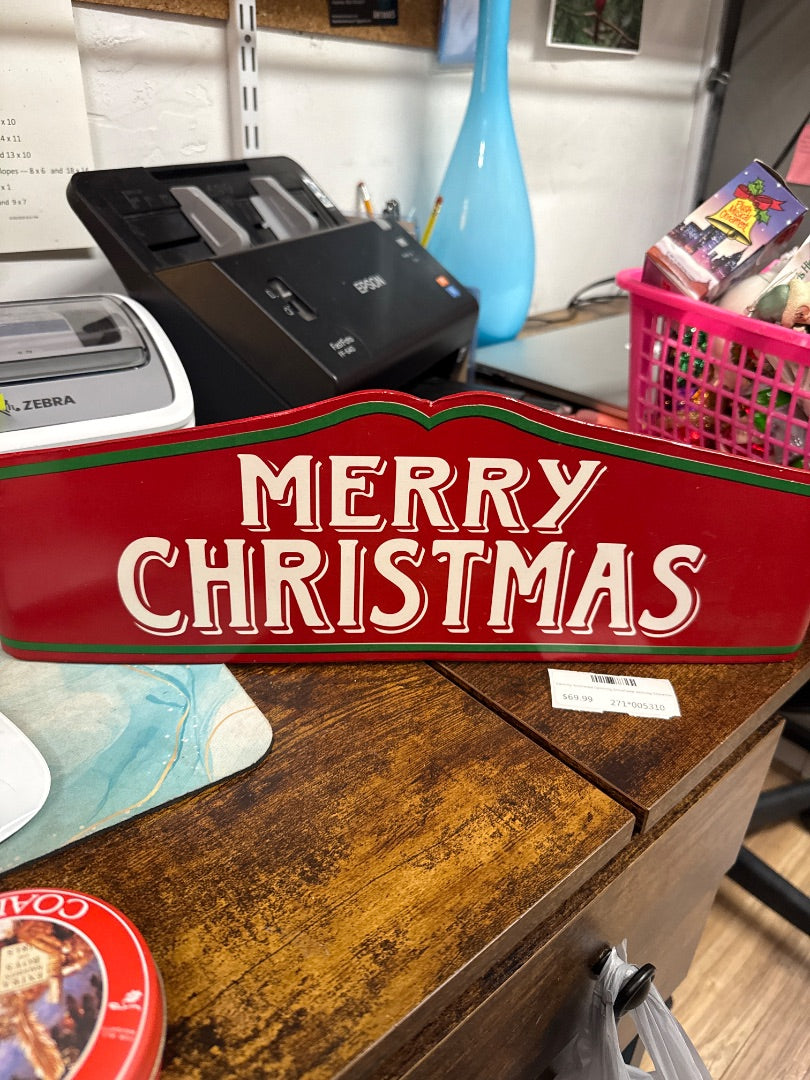 Tin Merry Christmas sign