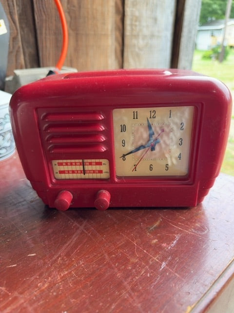 Retro red radio