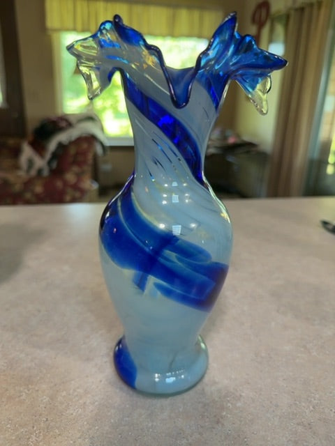 Vtg Hand blown art glass