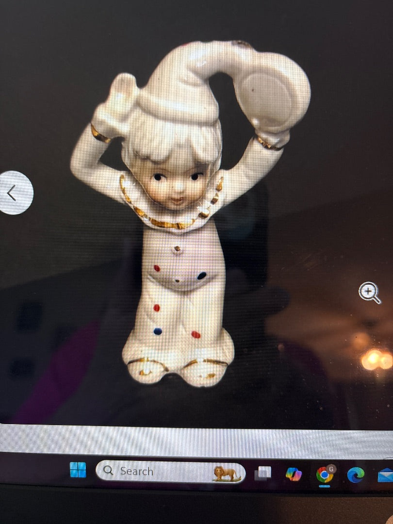 GSK - EBAY Clown Child with Tambourine