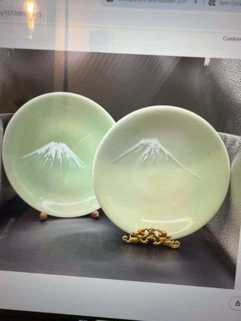 2 Antique RARE Chinese Great Ming Hsuante Reign Seto Yaki Mt Fuji Caledon Plate
