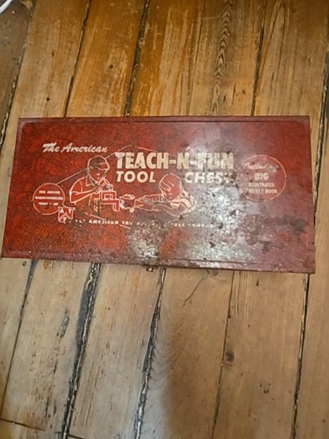 Teach-n-Fun Chest