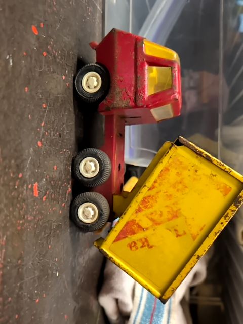 Tonka box truck as is
