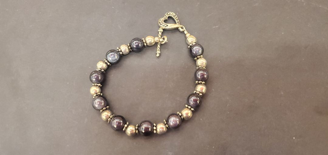 Reflective Hematite Bracelet with Heart Clasp