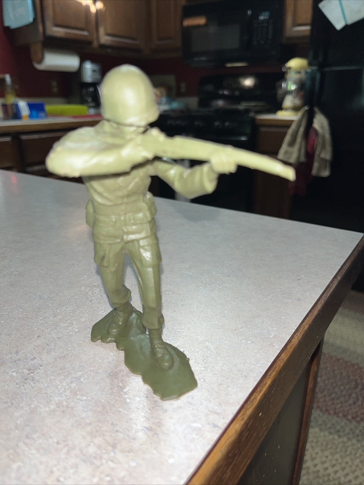 Vintage 1963 Marx US Army Men 4 plastic figures 6" toy soldiers military