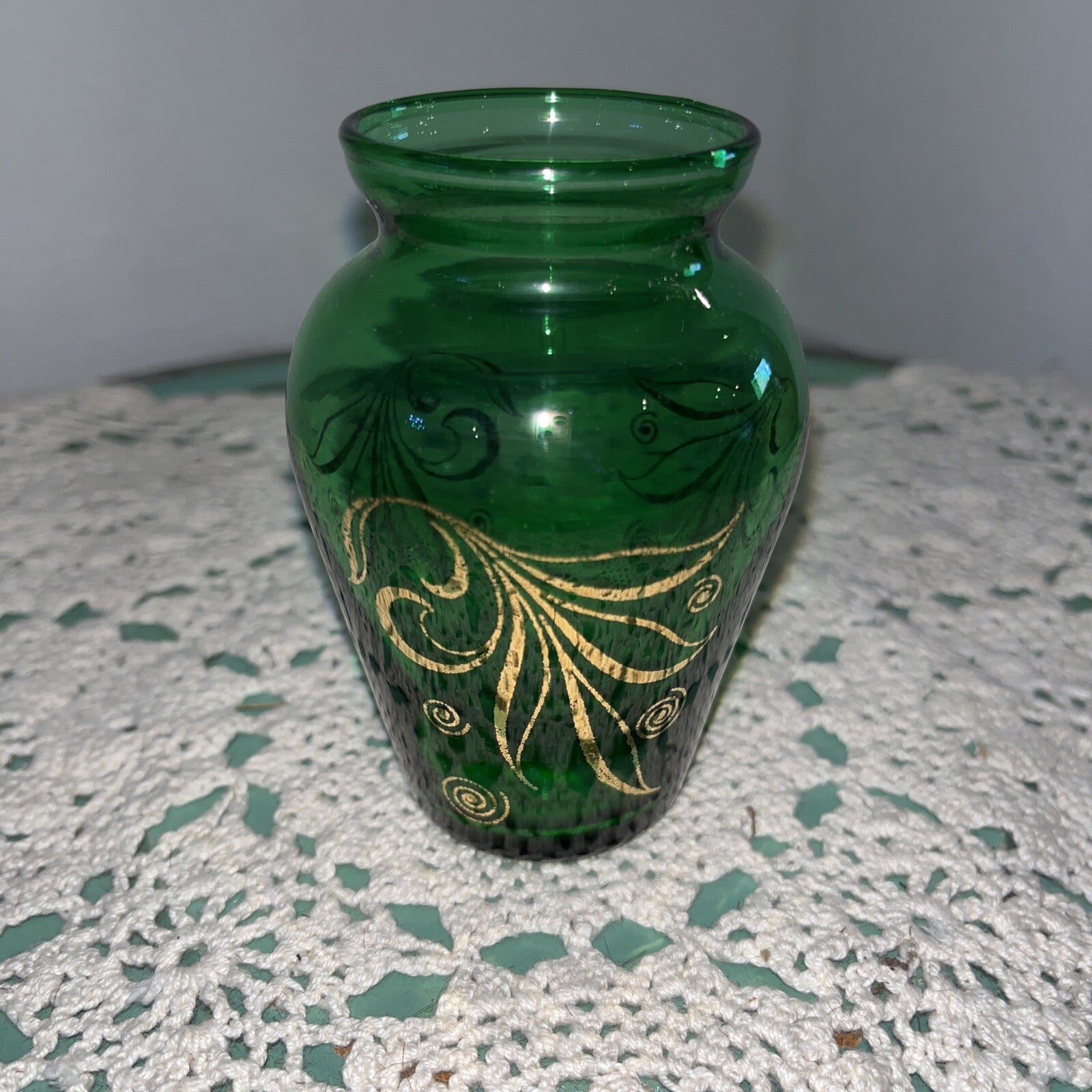 Vintage MCM Mini Glass Bud Vase 3.75" Anchor Hocking Emerald Green Gold Trim