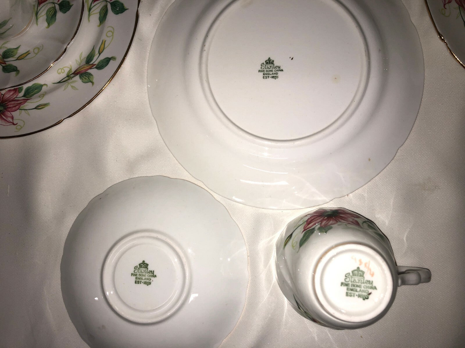 STANLEY FINE BONE CHINA ENGLAND EST 1875 CUPS,SAUCERS & PLATES Set of 4