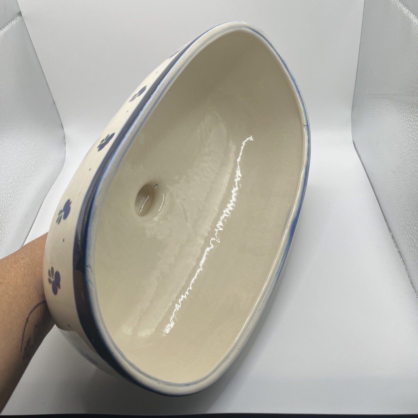 POLISH POTTERY covered Bread BOLESLAWIEC 14.5” X 8.75” Bottom  Lid 13” X  7.5”