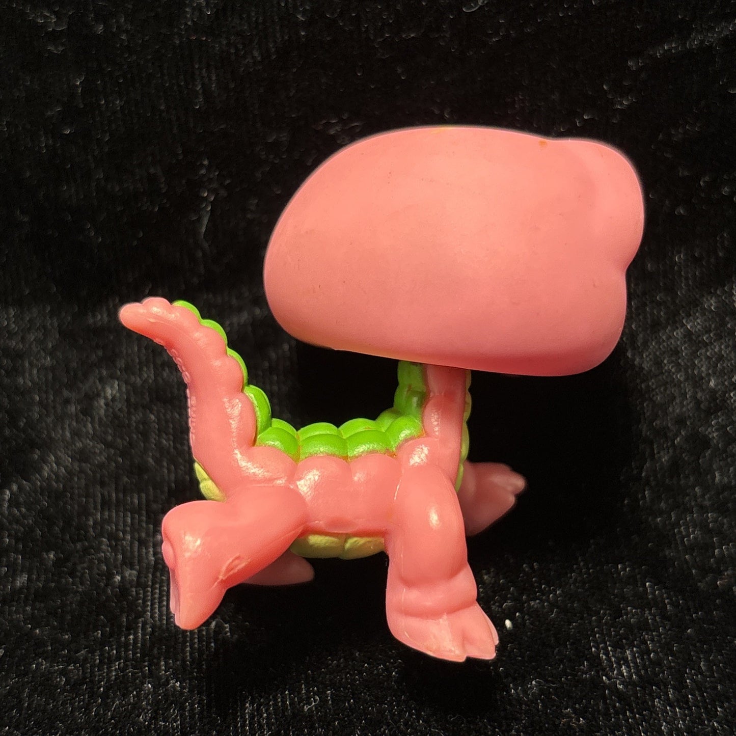 Littlest Pet Shop LPS Pink Crocodile with blue eyes #1464