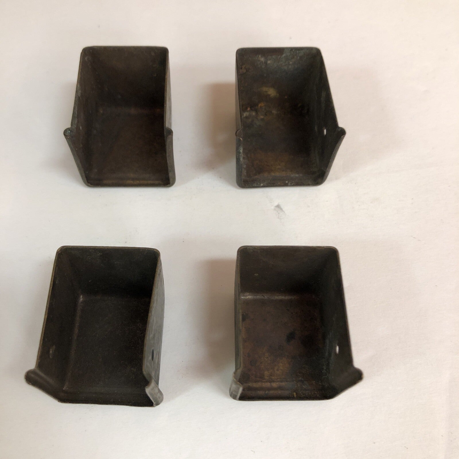 LOT OF 4 ANTIQUE VINTAGE MID-CENTURY BRASS CUBE FURNITURE FOOT COVERS SALVAGE