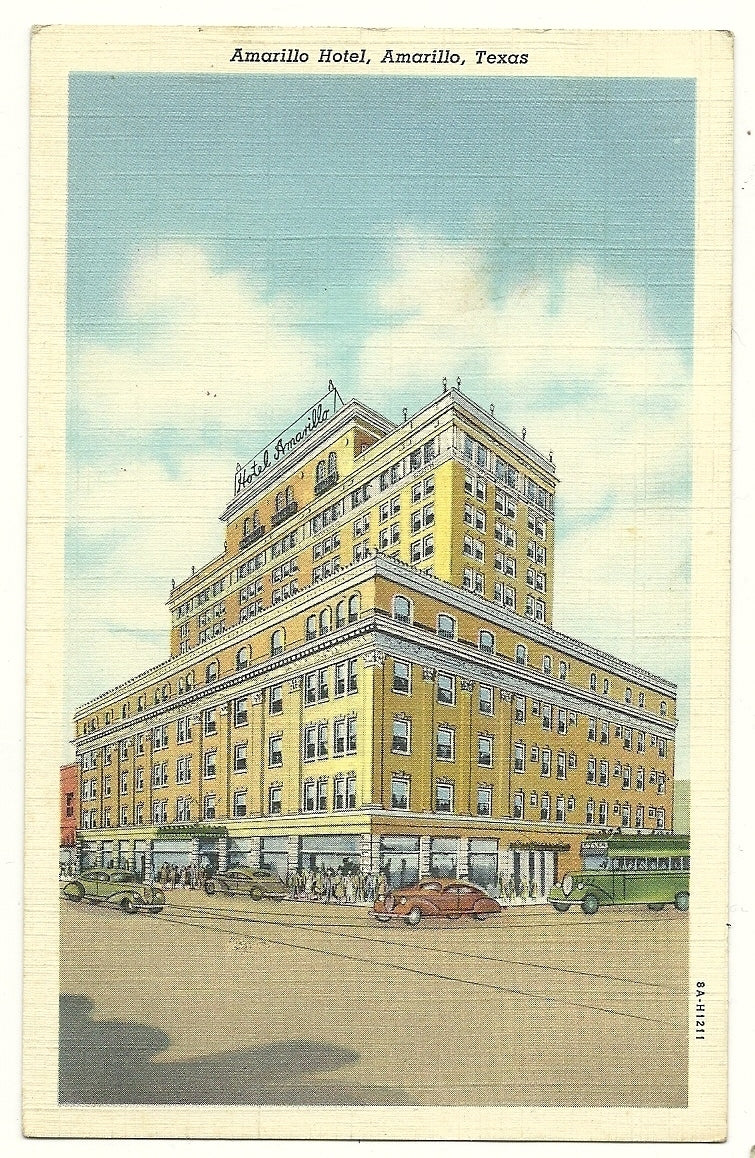 Amarillo Hotel Motel Texas TX Bus Cars People Yellow Post Card