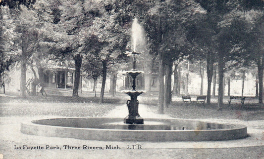 La Fayette Park, Three Rivers Mich Michigan MI Postcard