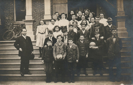 Real Photo Class of '09 Picture with Teacher Postcard