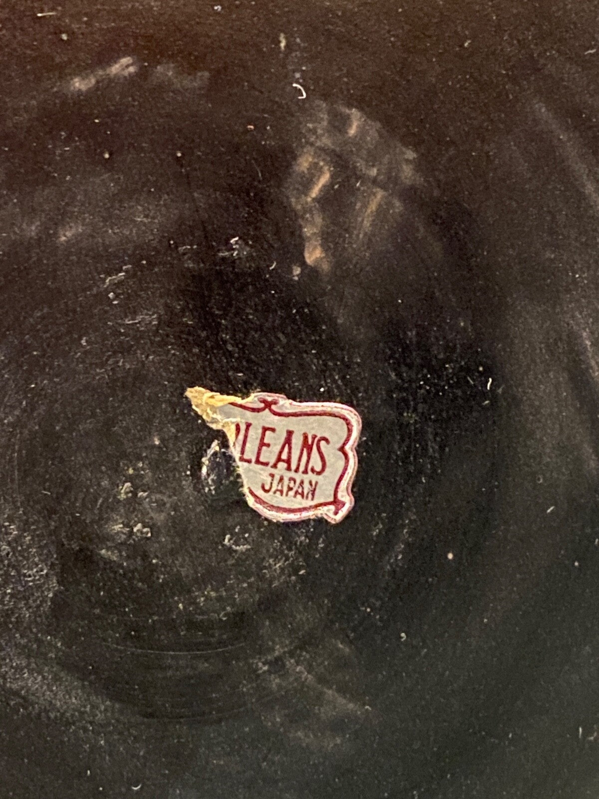 NORLEANS JAPAN 1920 Chinoiserie Cinnabar Style Mother of Pearl Color Orange Vase