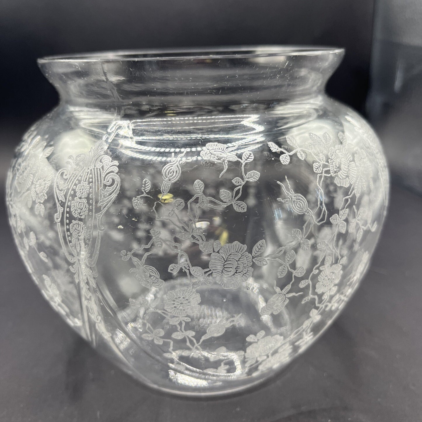 Cambridge Rose Point  Clear 6 ¼” Globe Vase