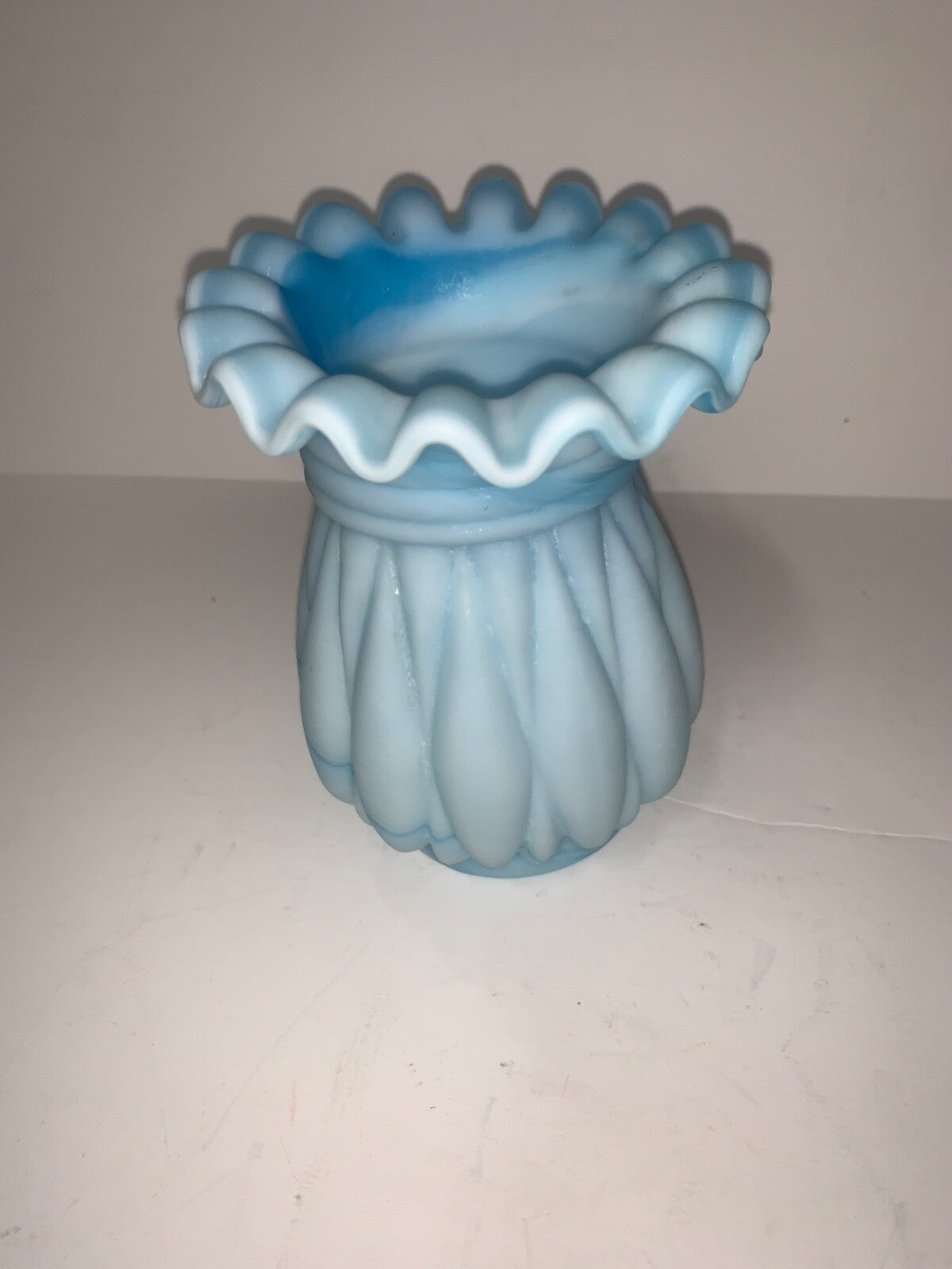 Riffle Trim Blue & White Drizzle Beautiful Fenton Vase