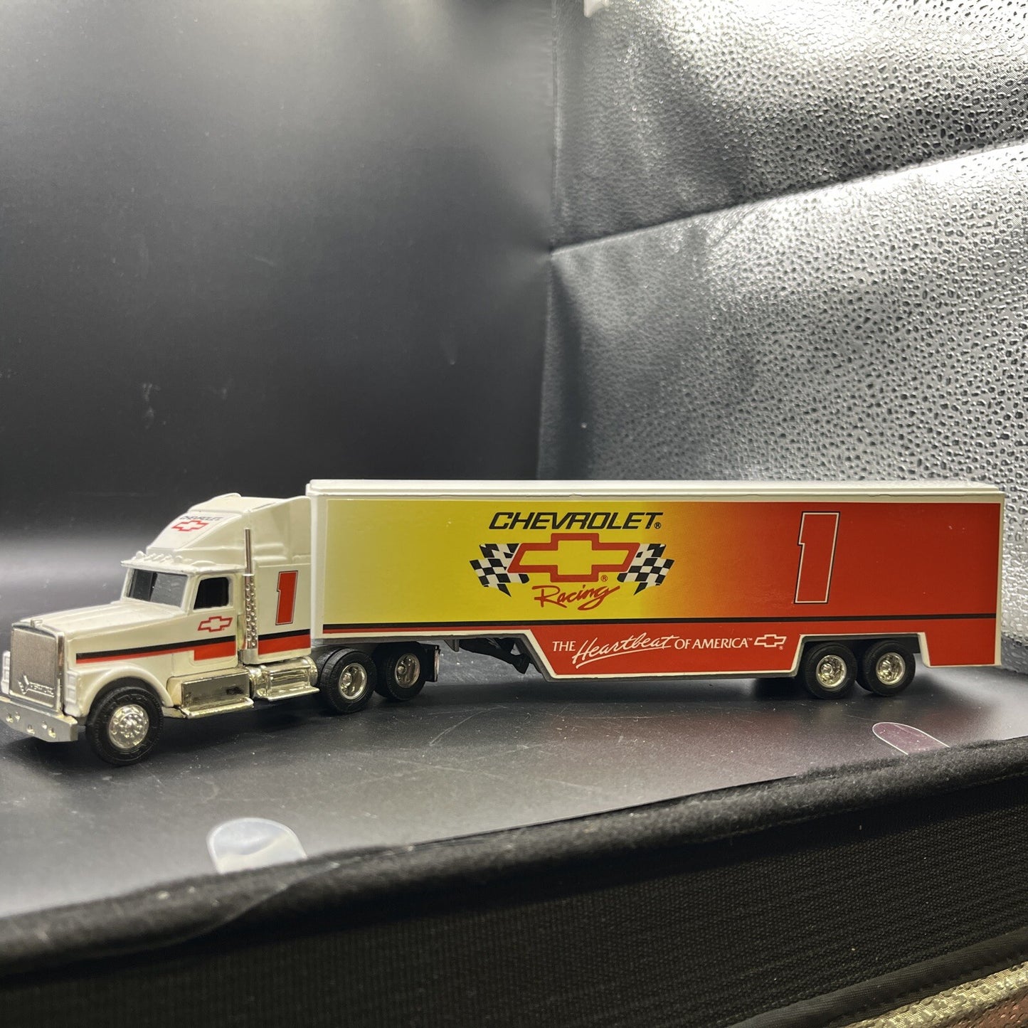 Ertl Sports The Heartbeat of America Chevy Racing 1 Transporter 1:64 Diecast
