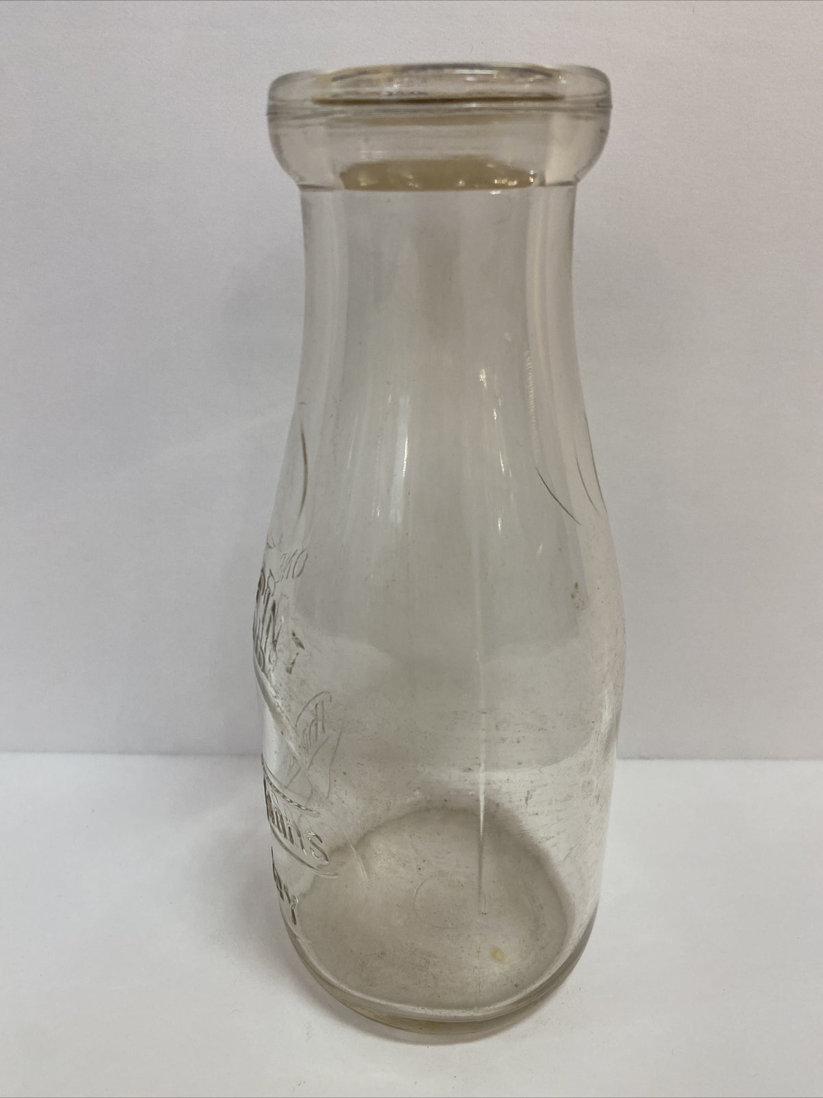 Thompsons Dairy Milk Co Pint Michigan MI Mich Bottle 