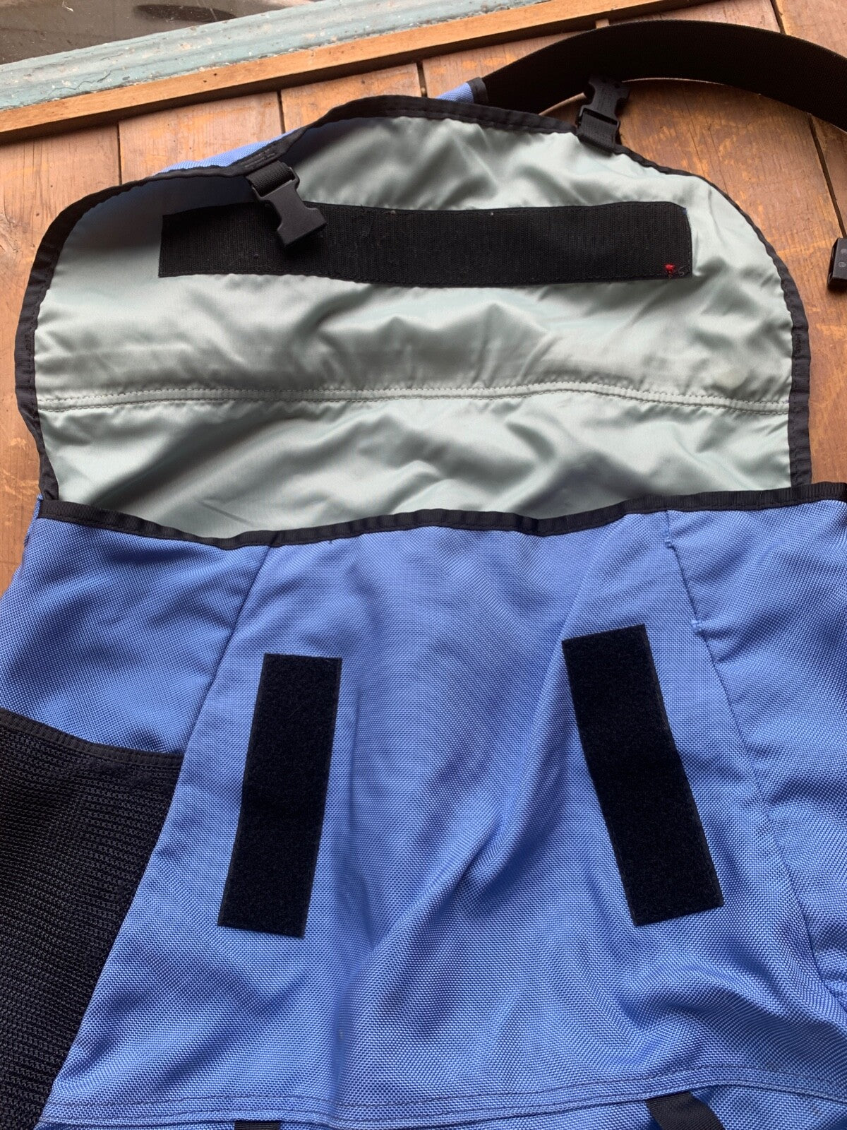 Vintage 90s Large Blue Vintage Patagonia Cross Body Shoulder Messenger Bag