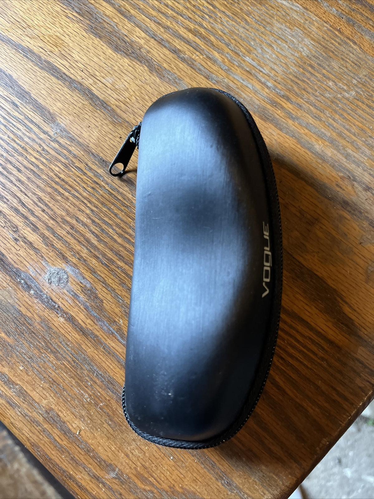 BRAND NEW VOGUE EYEGLASSES SUNGLASSES ZIPPER HARD CASE SEALED CLOTH 