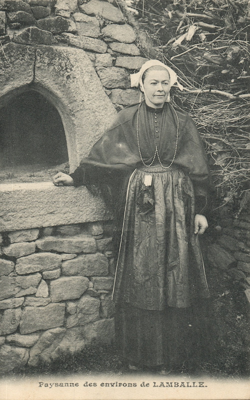 Paysanne des Envinons de Lamballe French France Costumes Postcard