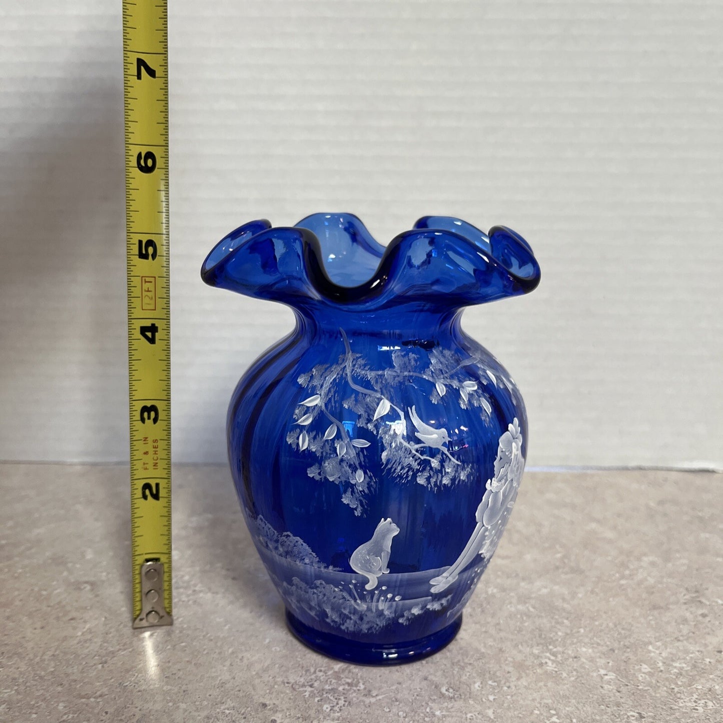 Sue Fenton MARY GREGORY COBALT BLUE VASE Girl Bird Watching W/ Cat 5.75” Signed