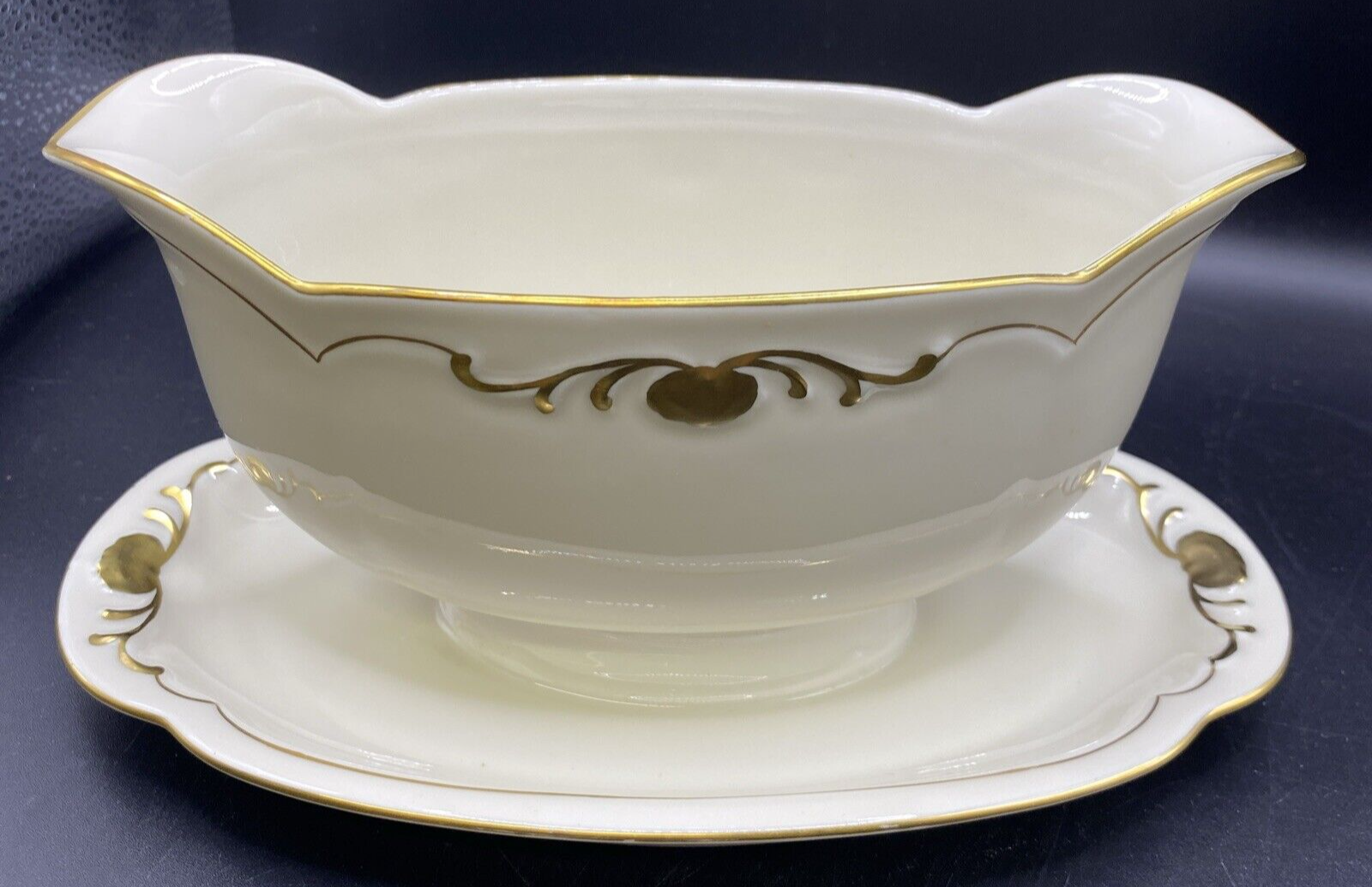 RARE Waldershof Bavaria Gravy Boat Cream with Gold Rim