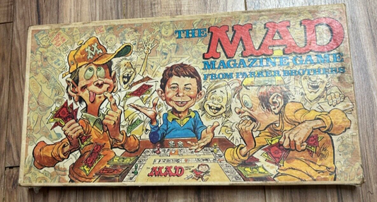 VINTAGE 1979 THE MAD MAGAZINE BOARD GAME PARKER BROS #124 USA
