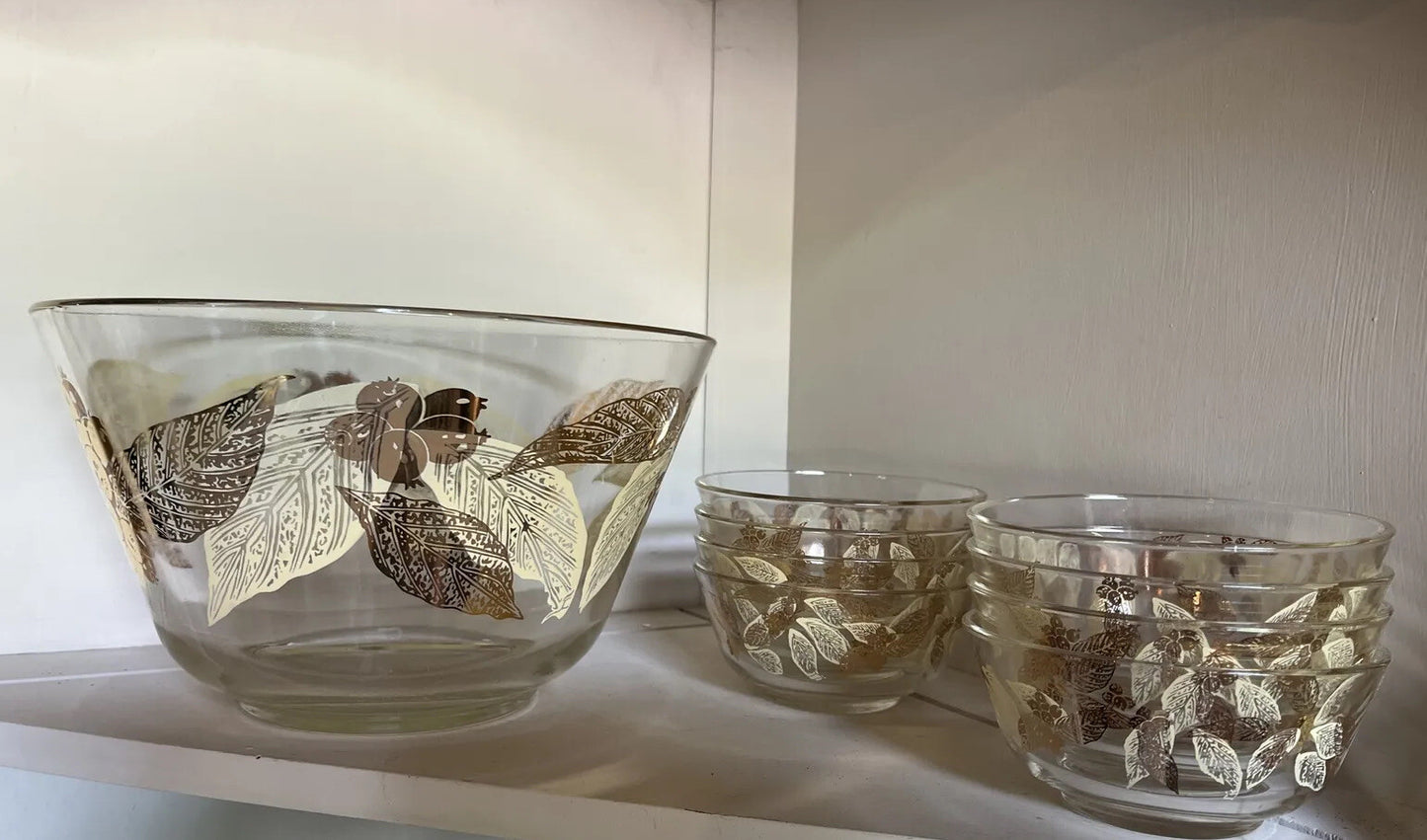 Vintage MCM Chip ‘n Dip Glass Salad Bowl Set Gold Leaf/Olive Design