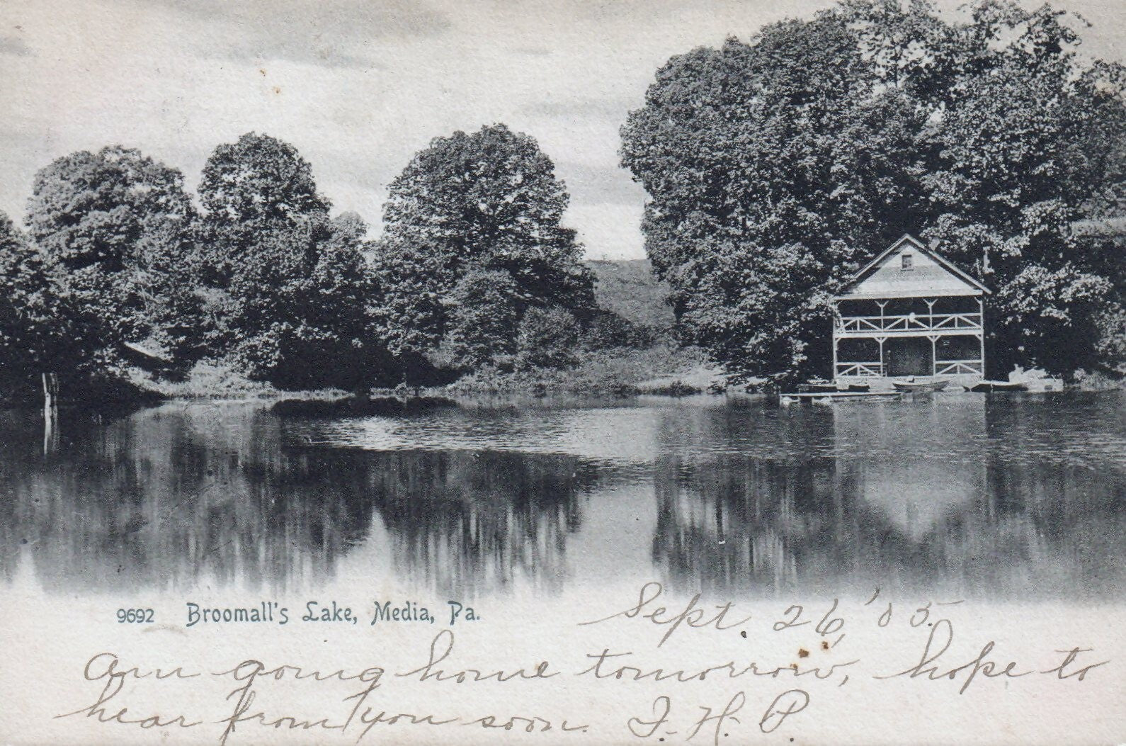 Broomall's Lake in Media PA Pennsylvania Postcard