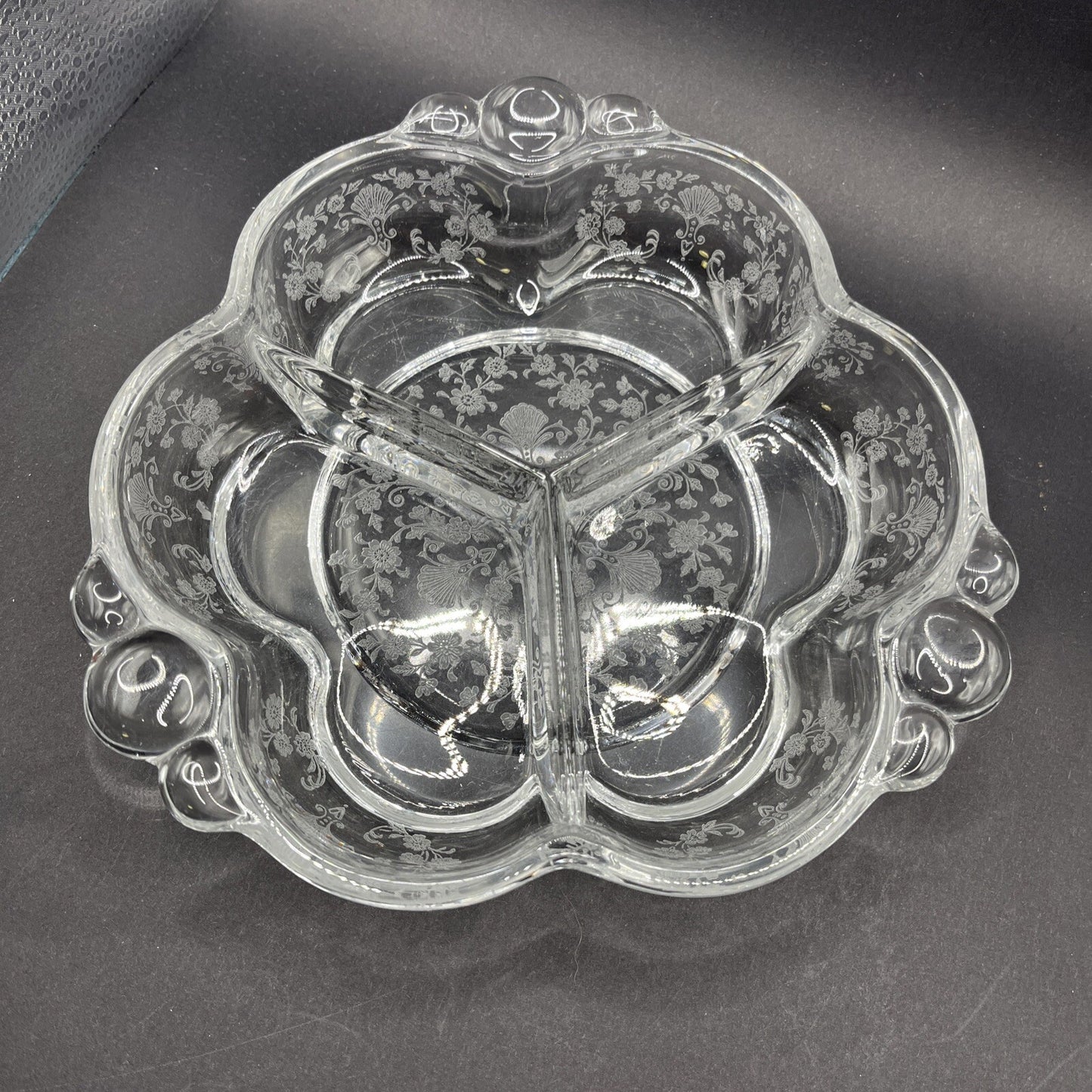 Duncan Miller FIRST LOVE 8" 3 Part Round Divided Relish Dish Etched Glass