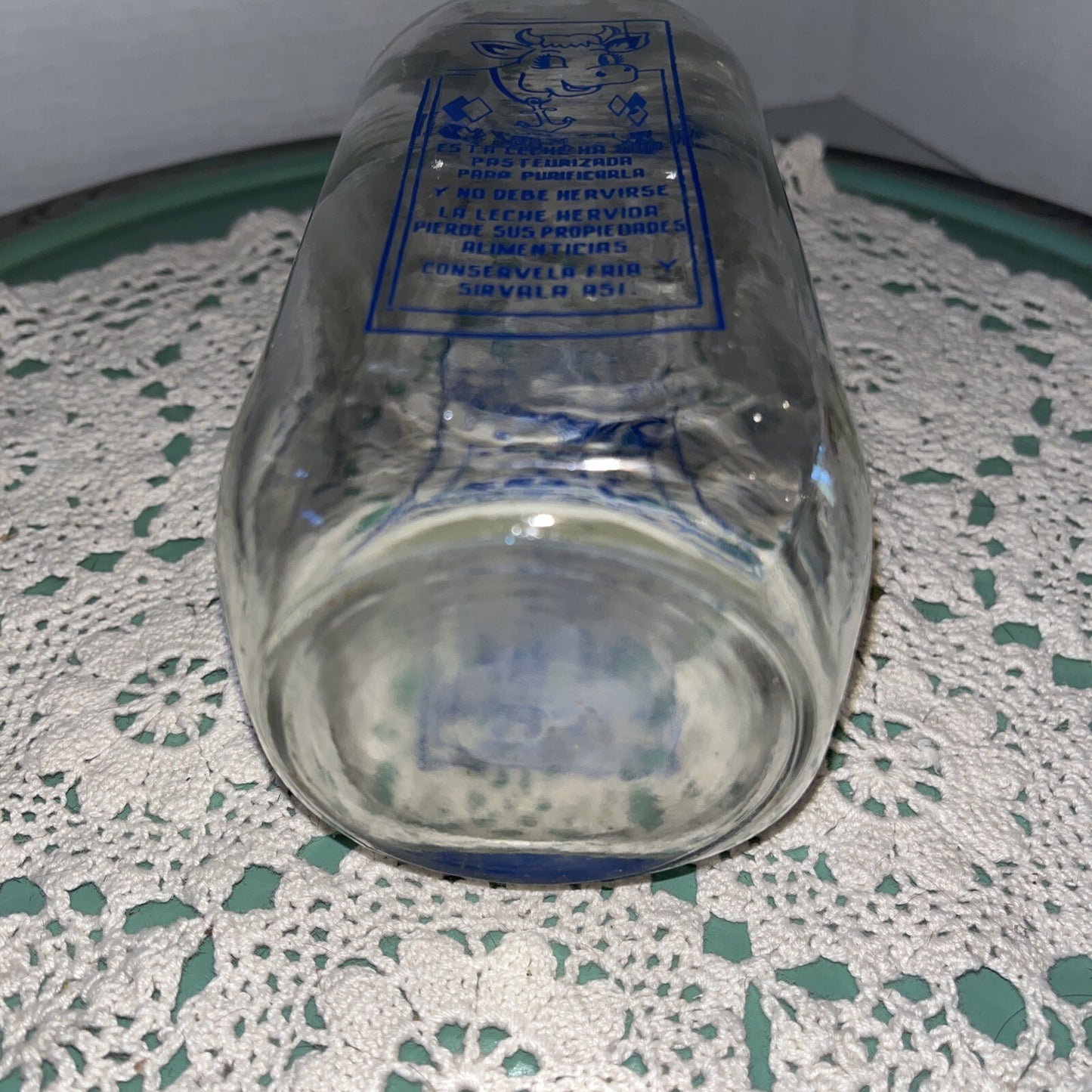 Suprema Milk Bottle - Spanish - 8 1/2" tall