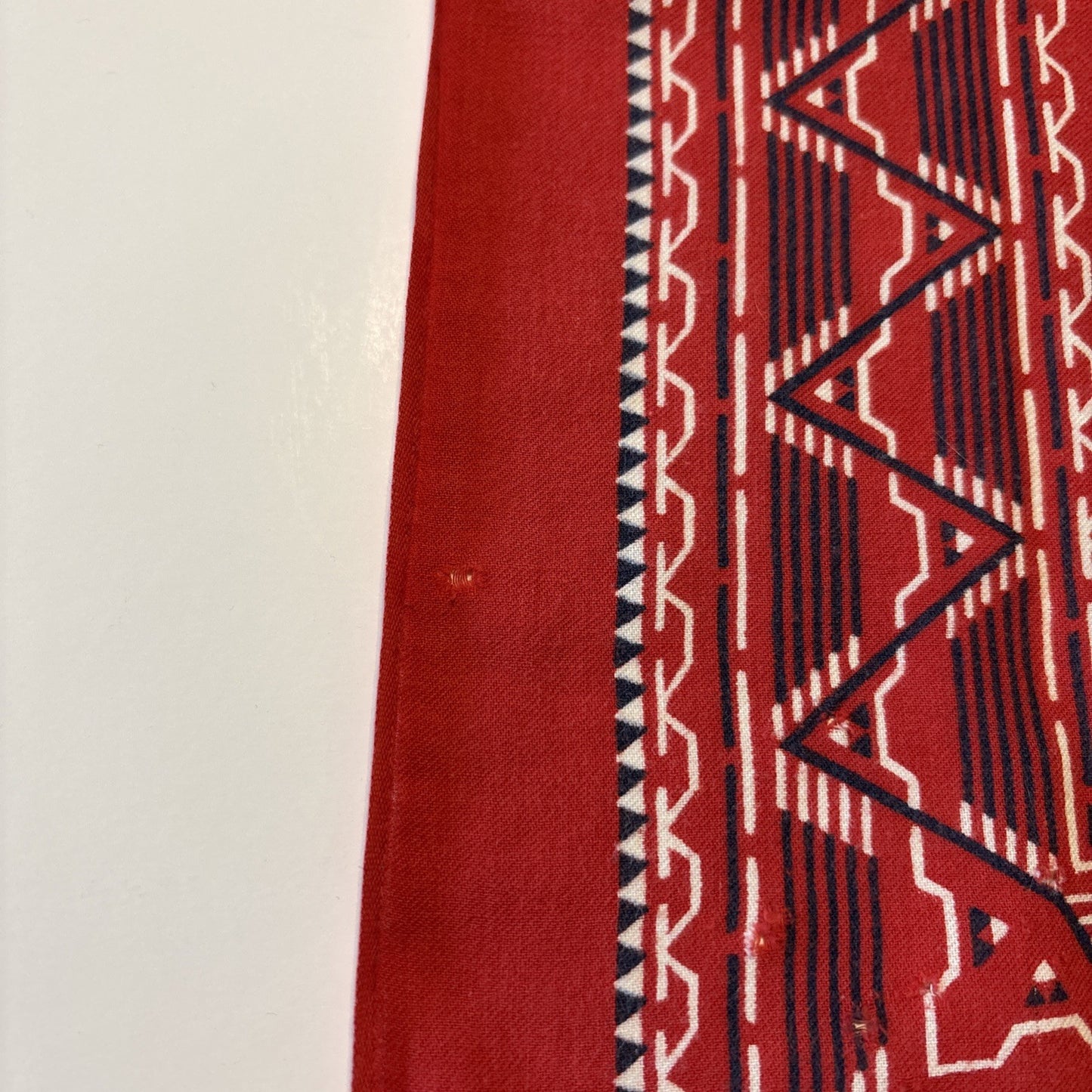 Ironweave Tuside Fast Color Cotton Red Western Theme Bandana 17-1/4" x 18"