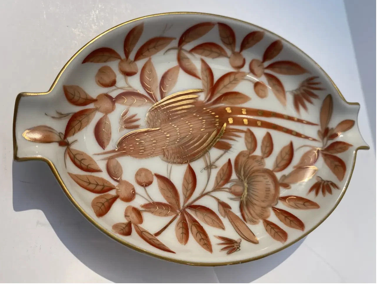 Vintage Herend Hungary Porcelain Small Footed Cache Vase Matching Ashtray Bird