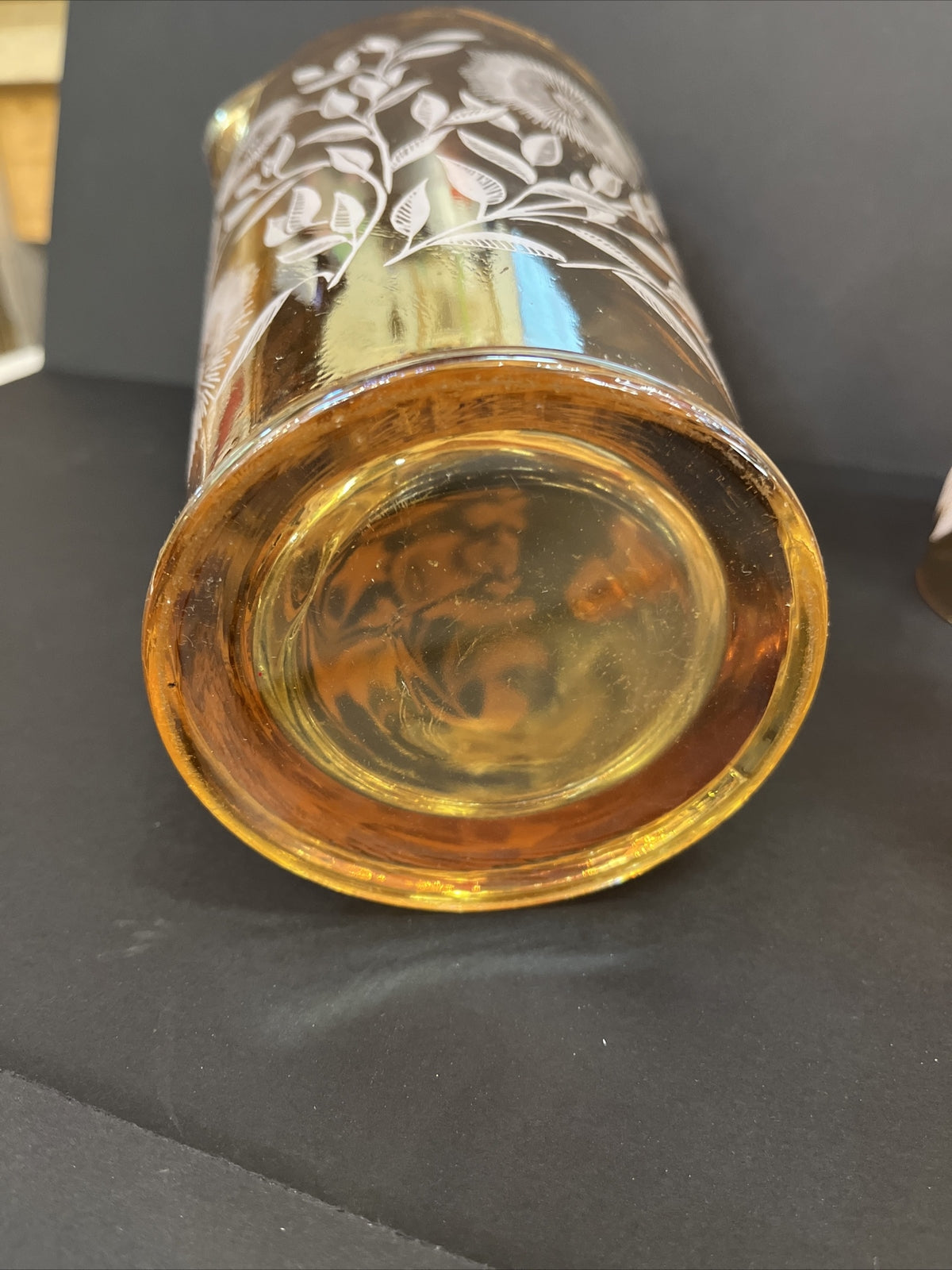 vtg Marigold Carnival Glass Pitcher 9.75" Hand Painted Sun Flowers w/ 2 glasses