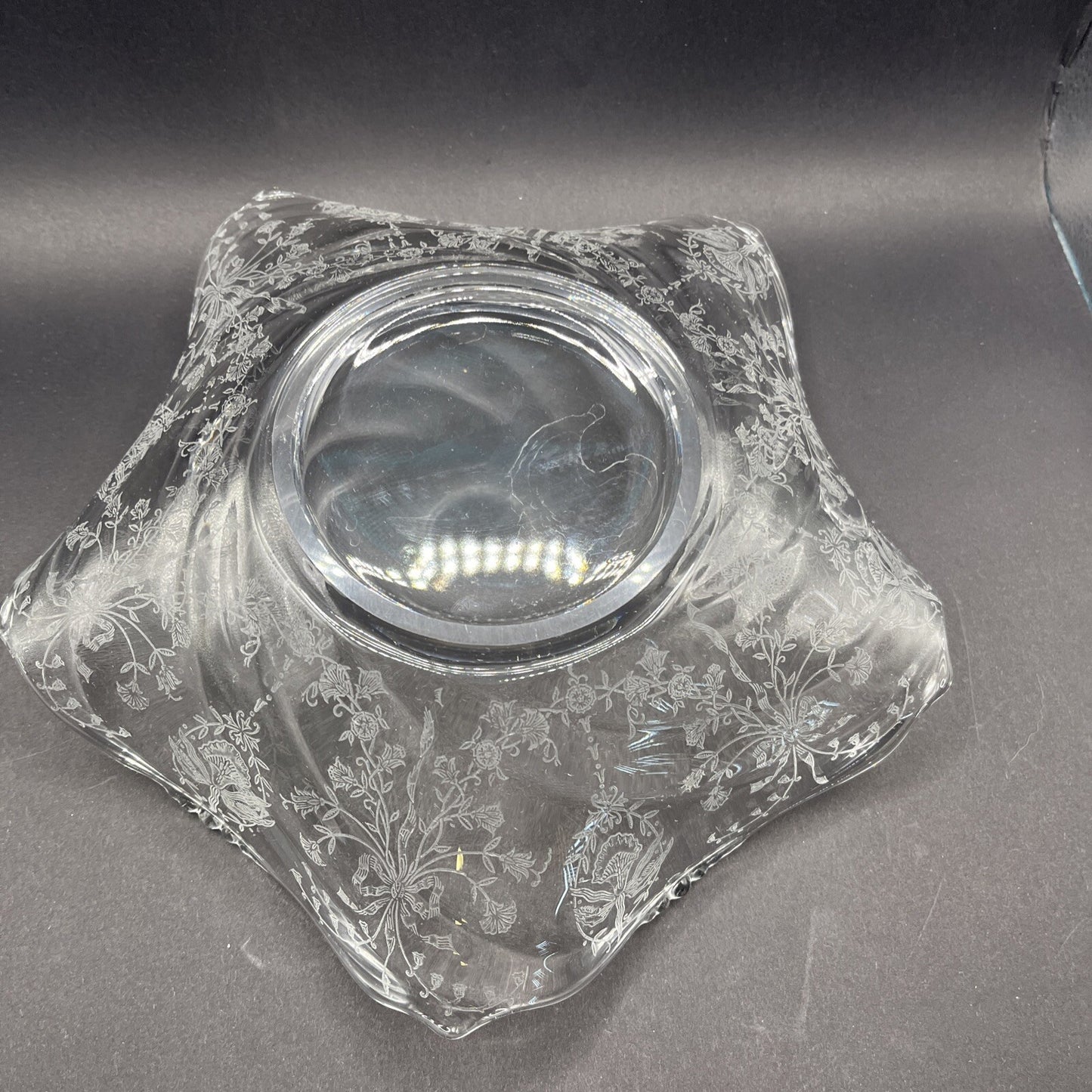 Heisey Orchid Waverly Etched 9" Crimped Flared Round Bowl