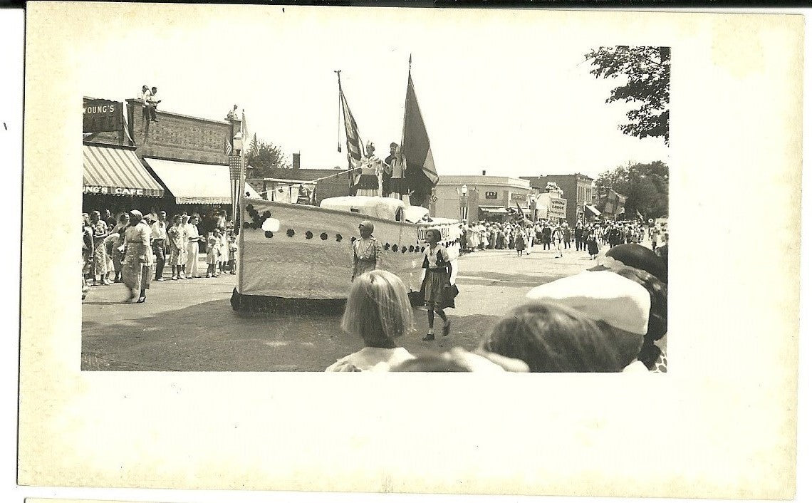 Real Photo Grand Haven  MI Michigan 1934 Parade  Columbus Boat Float