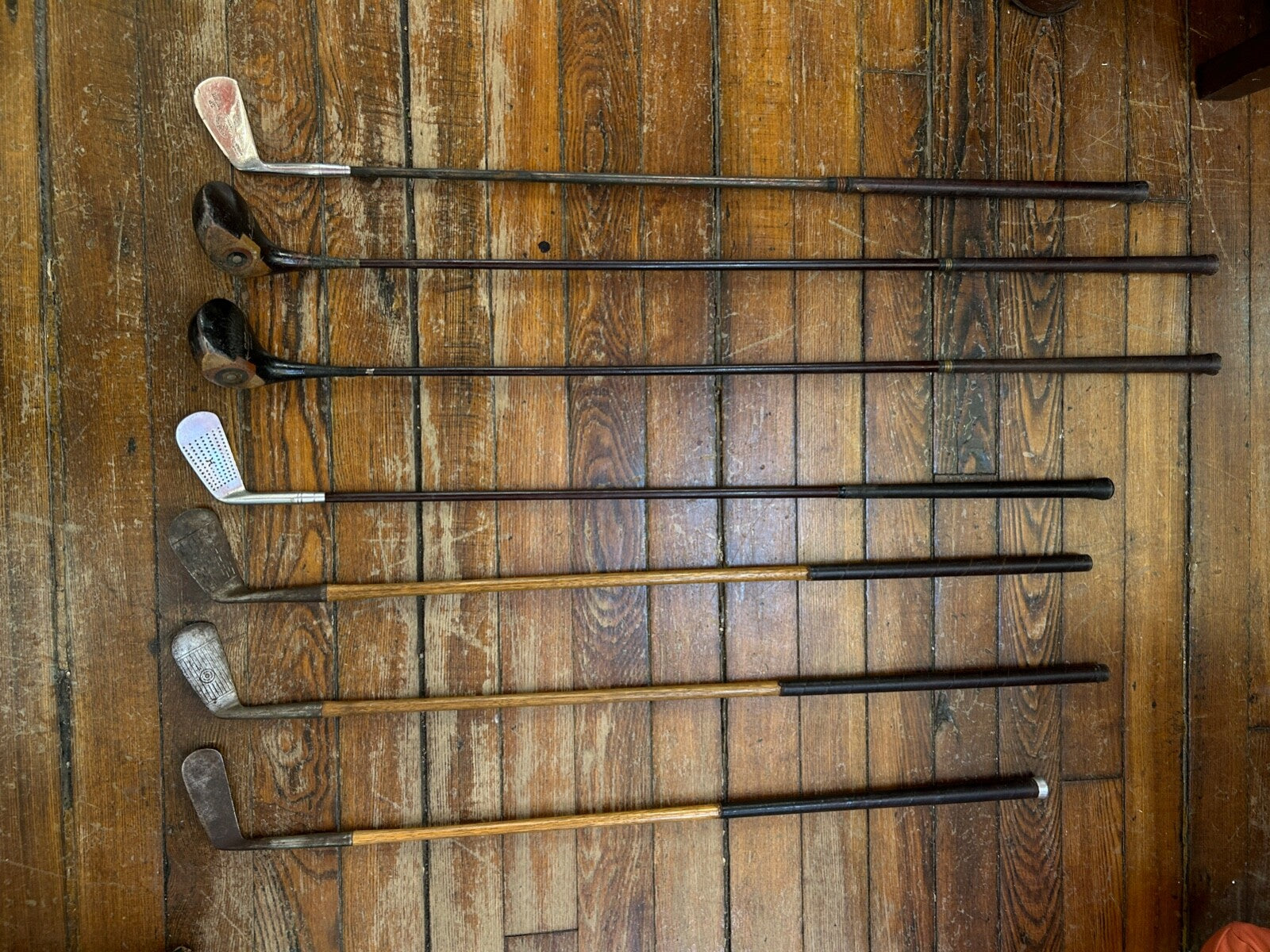 1930's Set of 7 Golf Club W Bag Wood and Metal Clubs Wood Handles W Talon Zipper