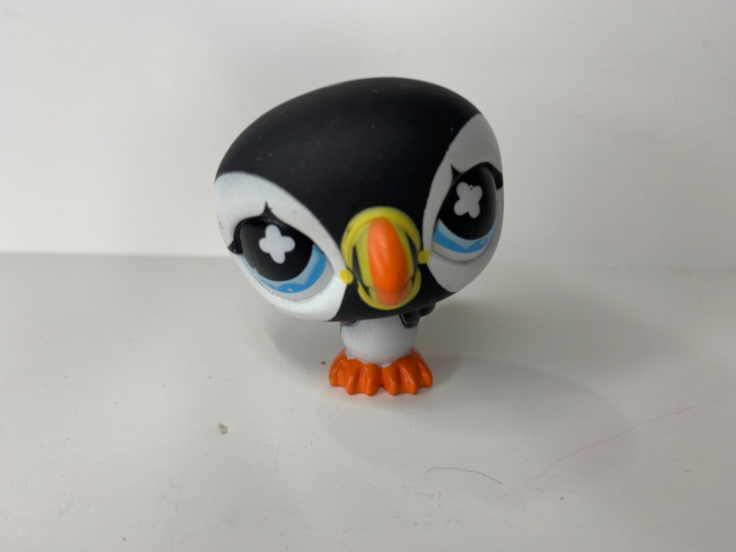 Littlest Pet Shop #654 Penguin Authentic LPS Animal Figure