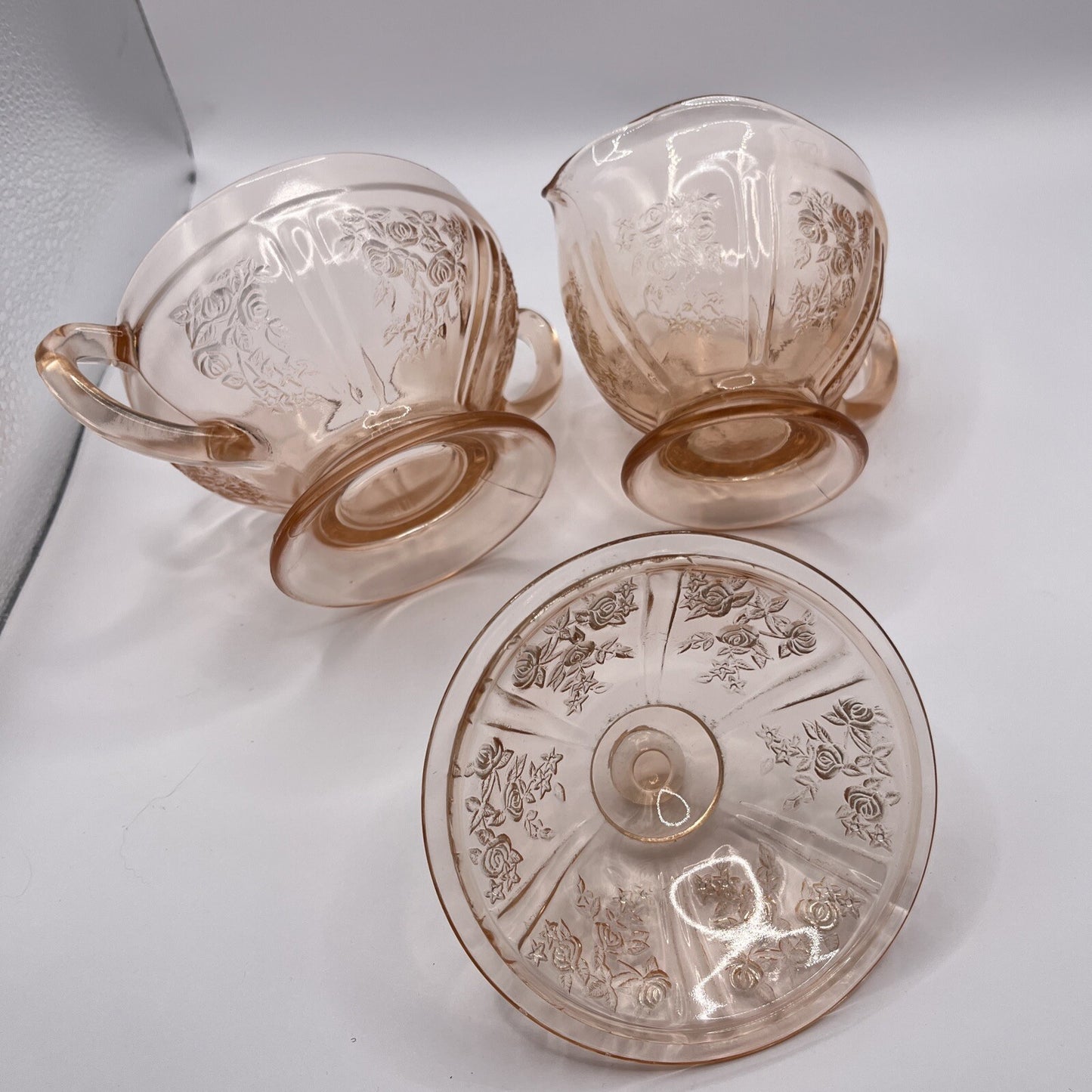 Federal Glass SHARON "Cabbage Rose" Pink Sugar Bowl w lid and pedestal MINT COND