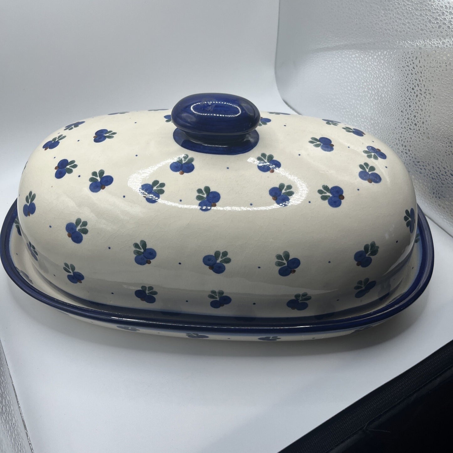 POLISH POTTERY covered Bread BOLESLAWIEC 14.5” X 8.75” Bottom  Lid 13” X  7.5”